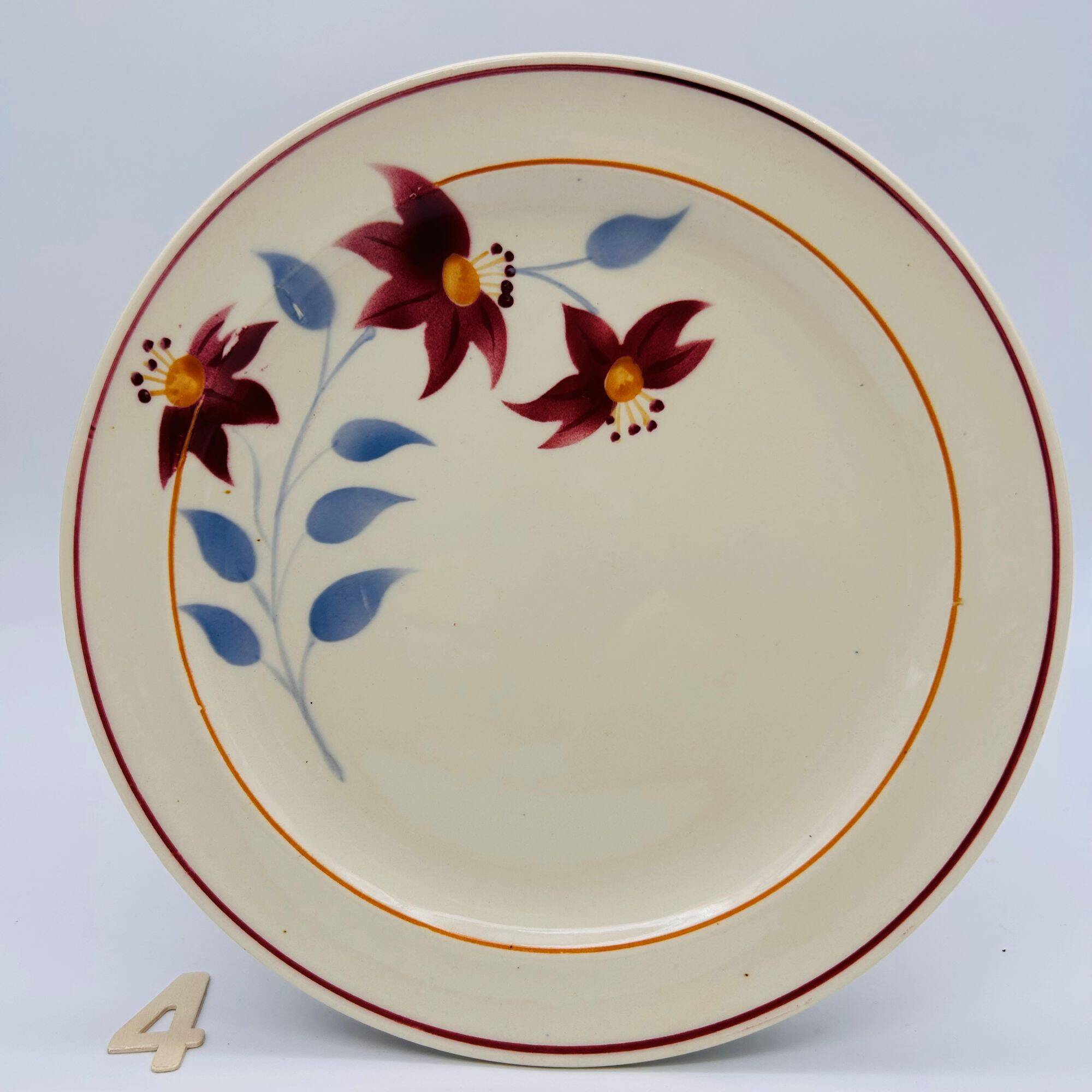 6 dessert plates. Moulin des Loups. Model Sylvie.