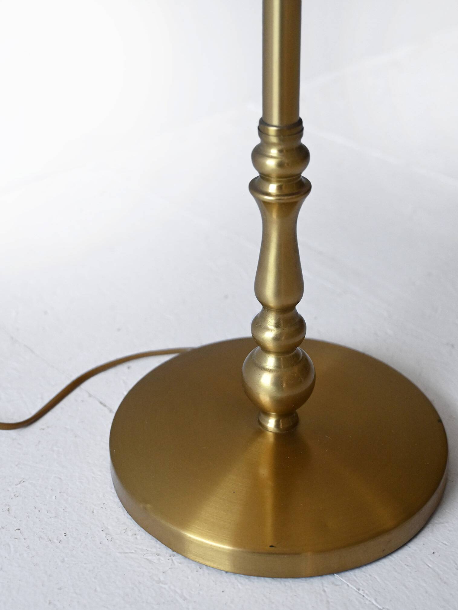Vintage lamp with two arms