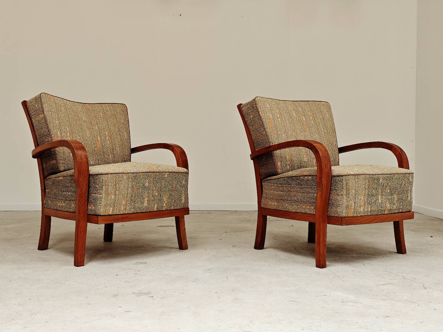 Pair of Krasna Jizba Art Deco solid wood armchairs