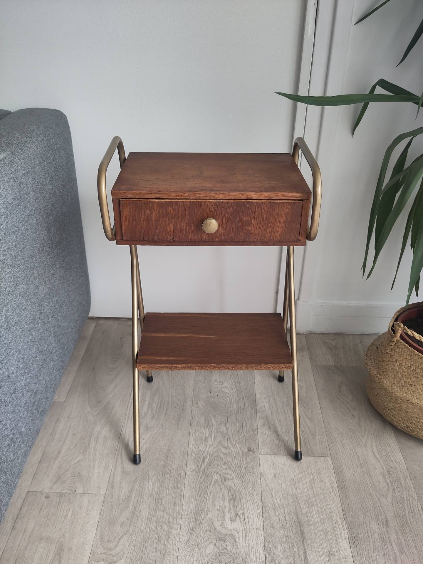 Table de chevet style Jacques Hitier