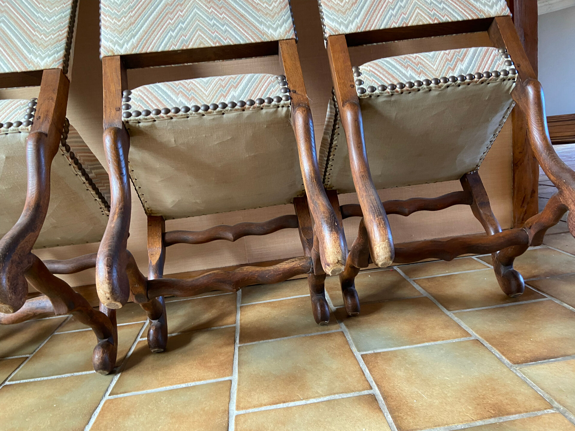 4 chaises de style  louis XIII  fin 18 eme