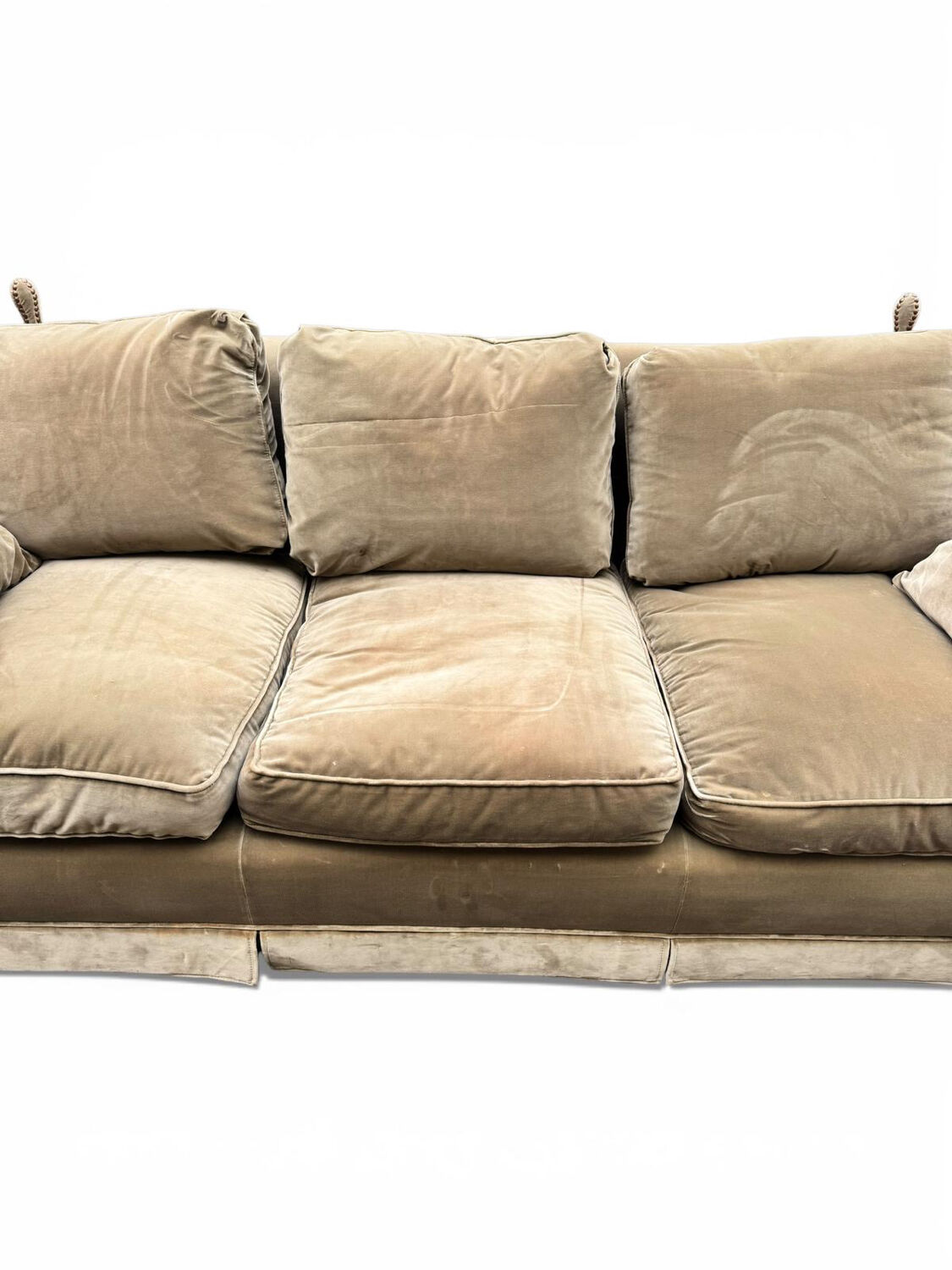 Beautiful Knole model canapé in velvet.