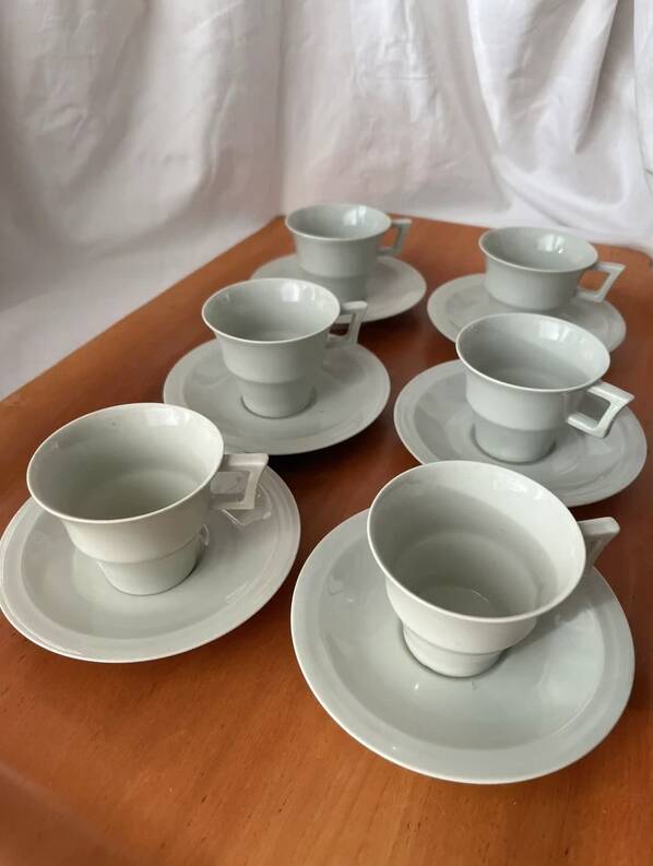 Art Deco cups and saucers by Théodore Haviland in celadon.