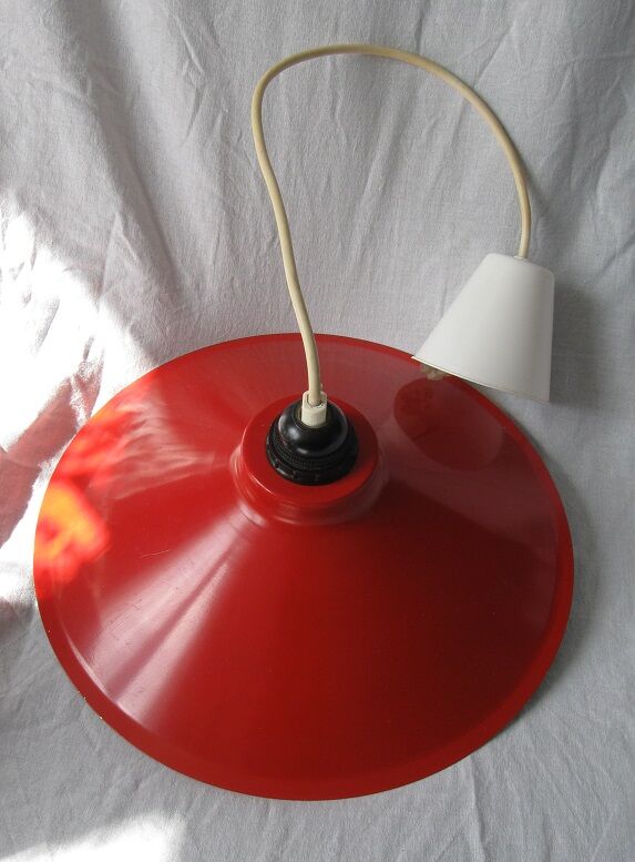 Red suspension