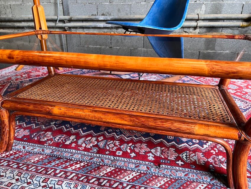Vintage rattan coffee table and cannage and smoked glass top - 70s