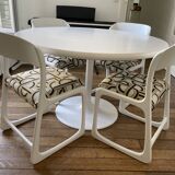 4 Chaises Baumann traineau blanches entièrement restaurées