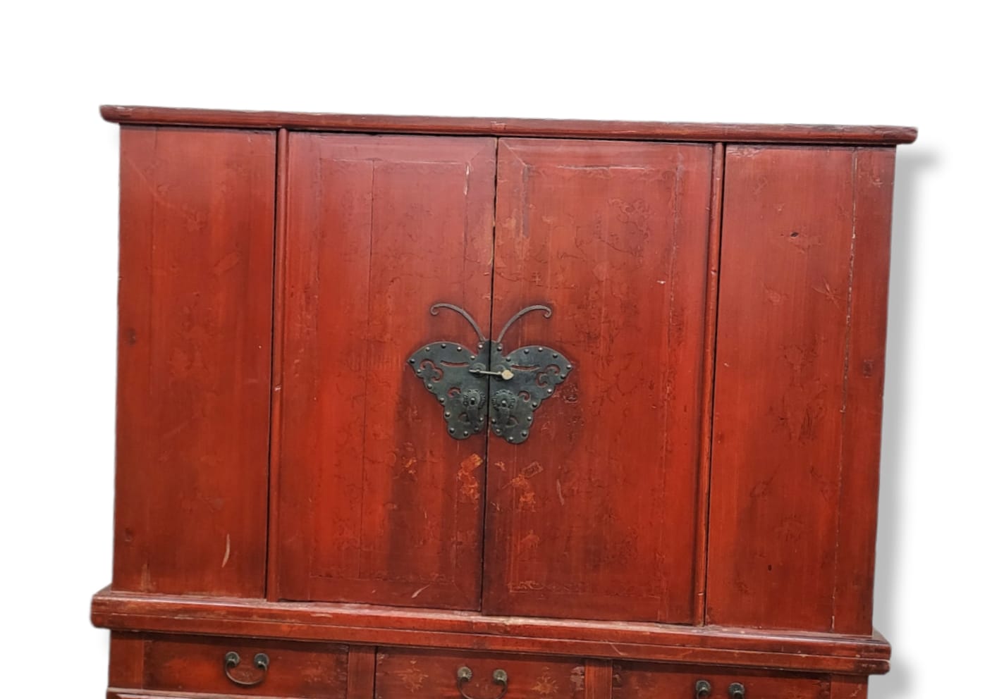 Asian wardrobe