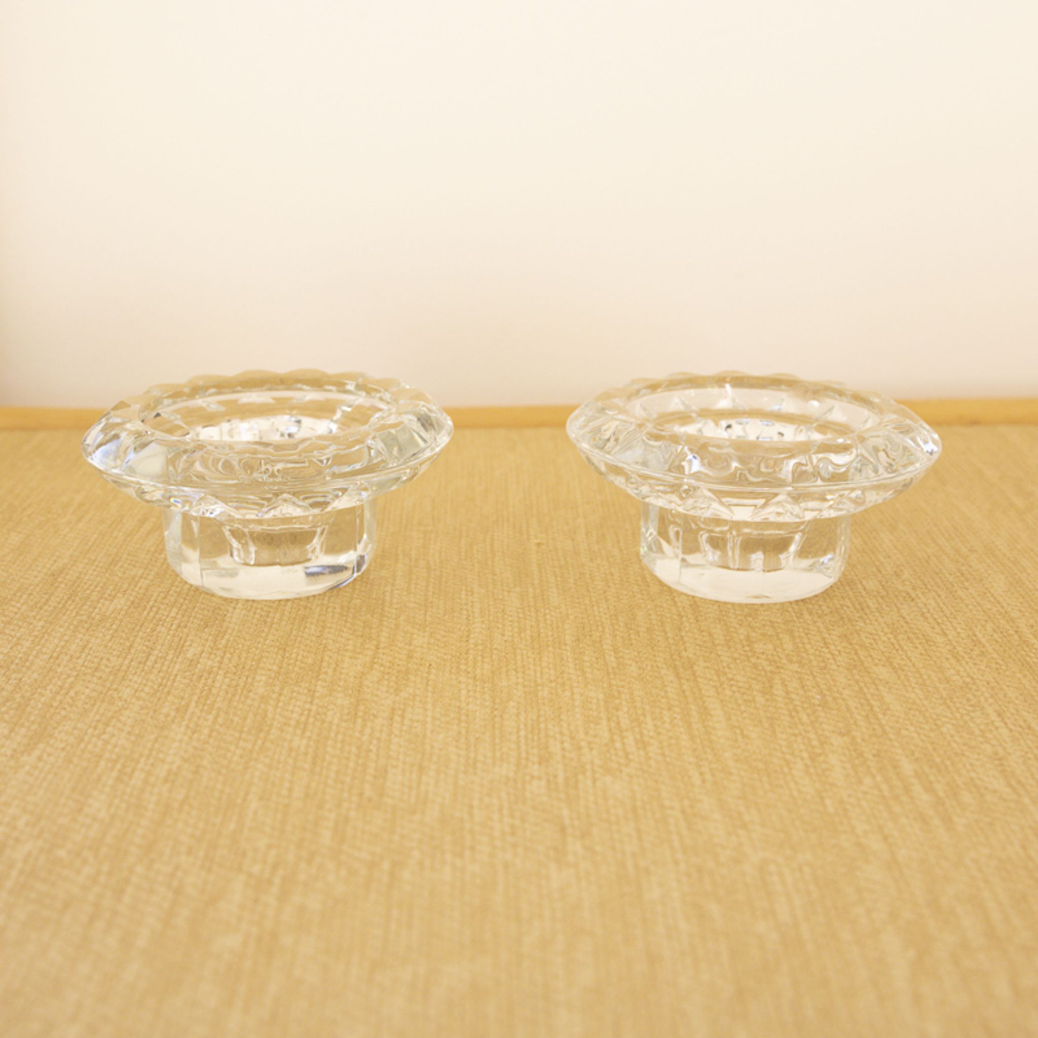 2 clear glass candle holders from Reims