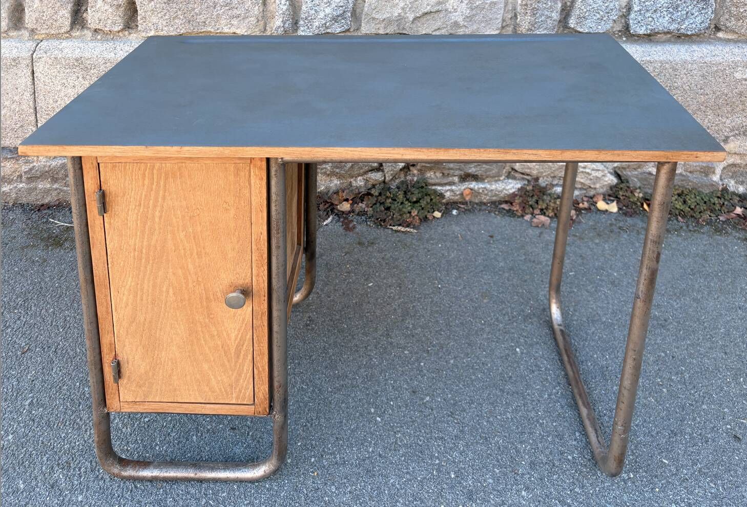 Vintage children's desk and its chair, Hitier spirit, 1950s modernist.