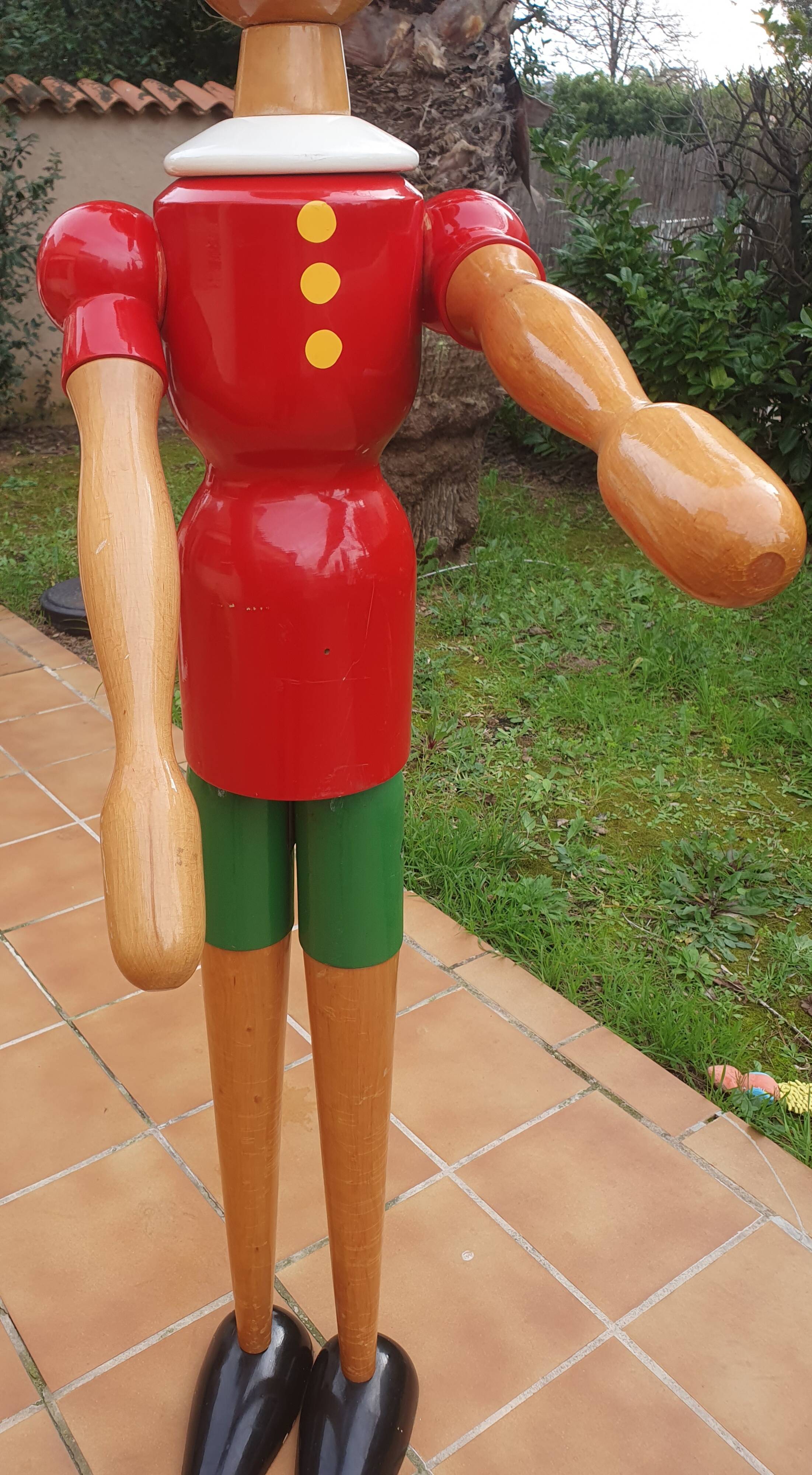 Vintage wooden Pinocchio, 1.87m tall, very rare piece.
