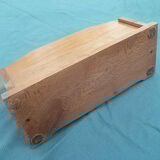 Porte courrier ancien en bois