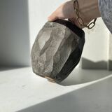 Vase / Large sculpted concrete pot