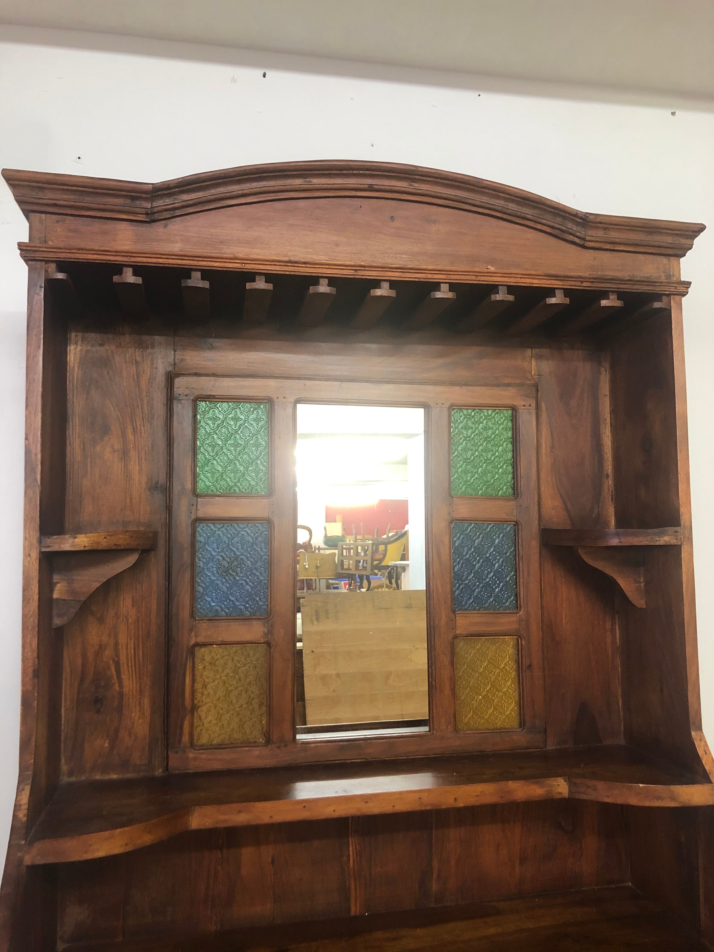 Back-bar furniture or bar bottom