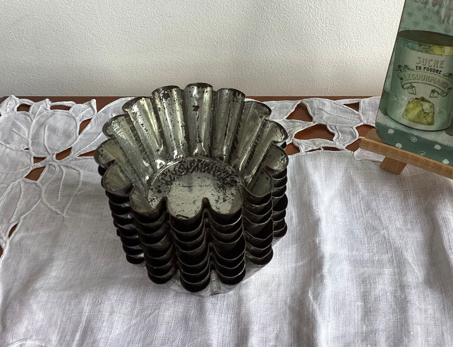 Lot de 8 anciens moules Flan Lyonnais -vintage