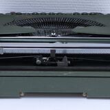 Rooy portable typewriter 1950s khaki metal