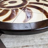 Round ceramic coffee table with “rooster” motif by Dan
