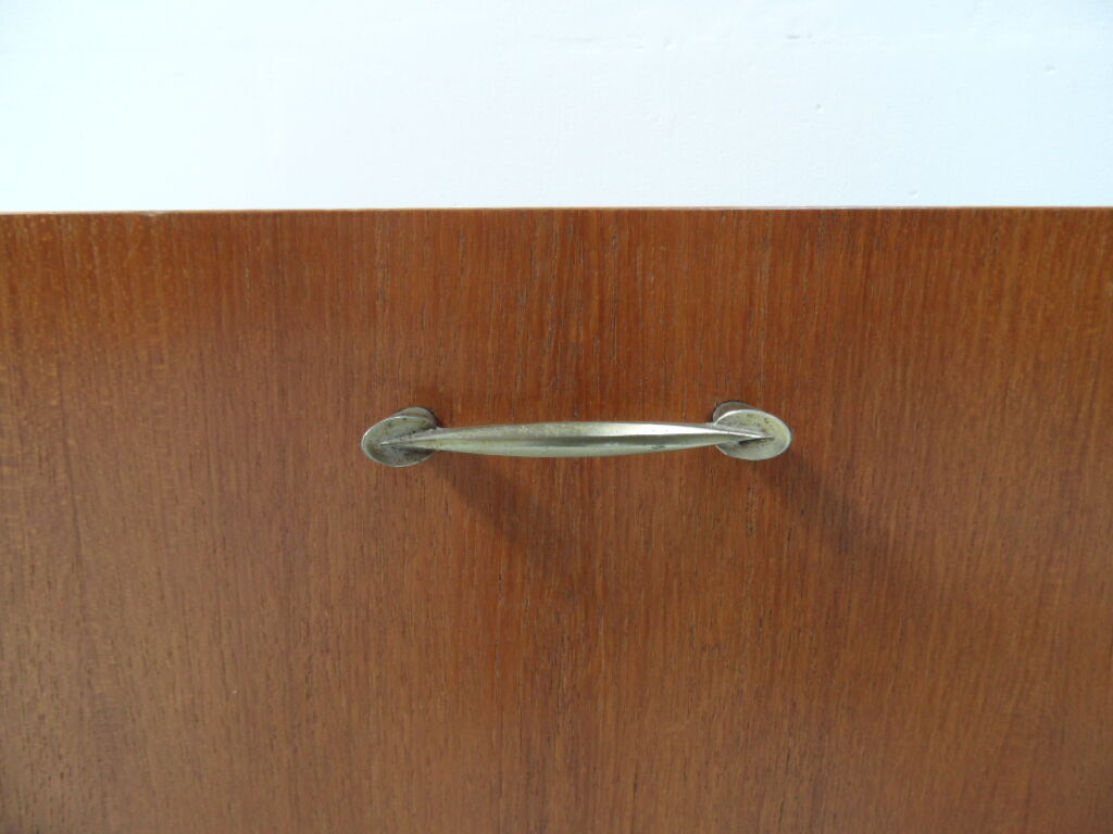 Mid century vintage set of 2 night stands