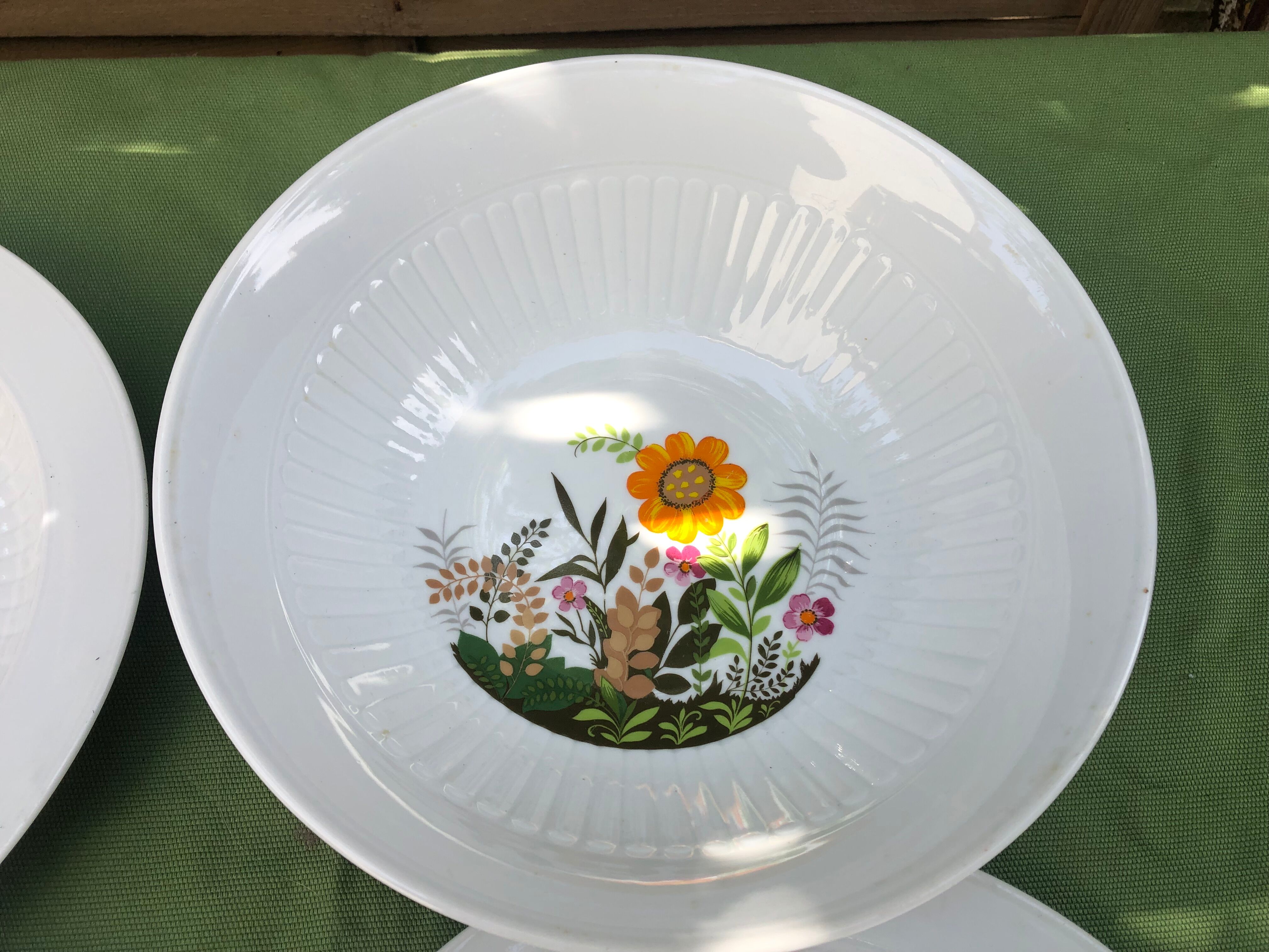 Saladier et 3 plats porcelaine Winterling Bavaria vintage