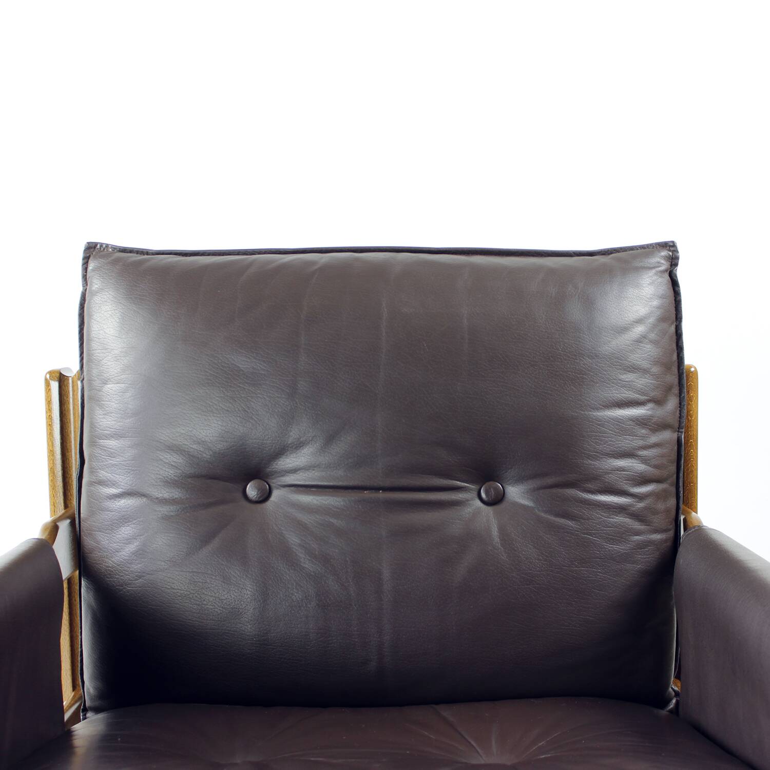 Lot de 2 chaises longues en cuir marron et noyer par Ton, Tchécoslovaquie