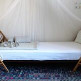 Vintage rattan bed 1 person