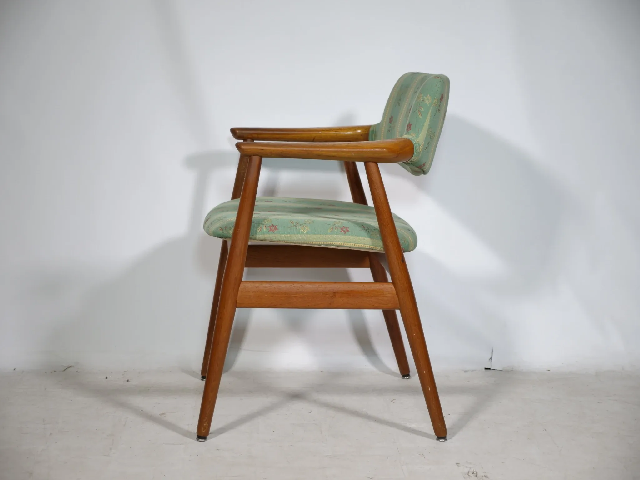 Fauteuil des années 60 en teck par Erik Kirkegaard pour Glostrup.