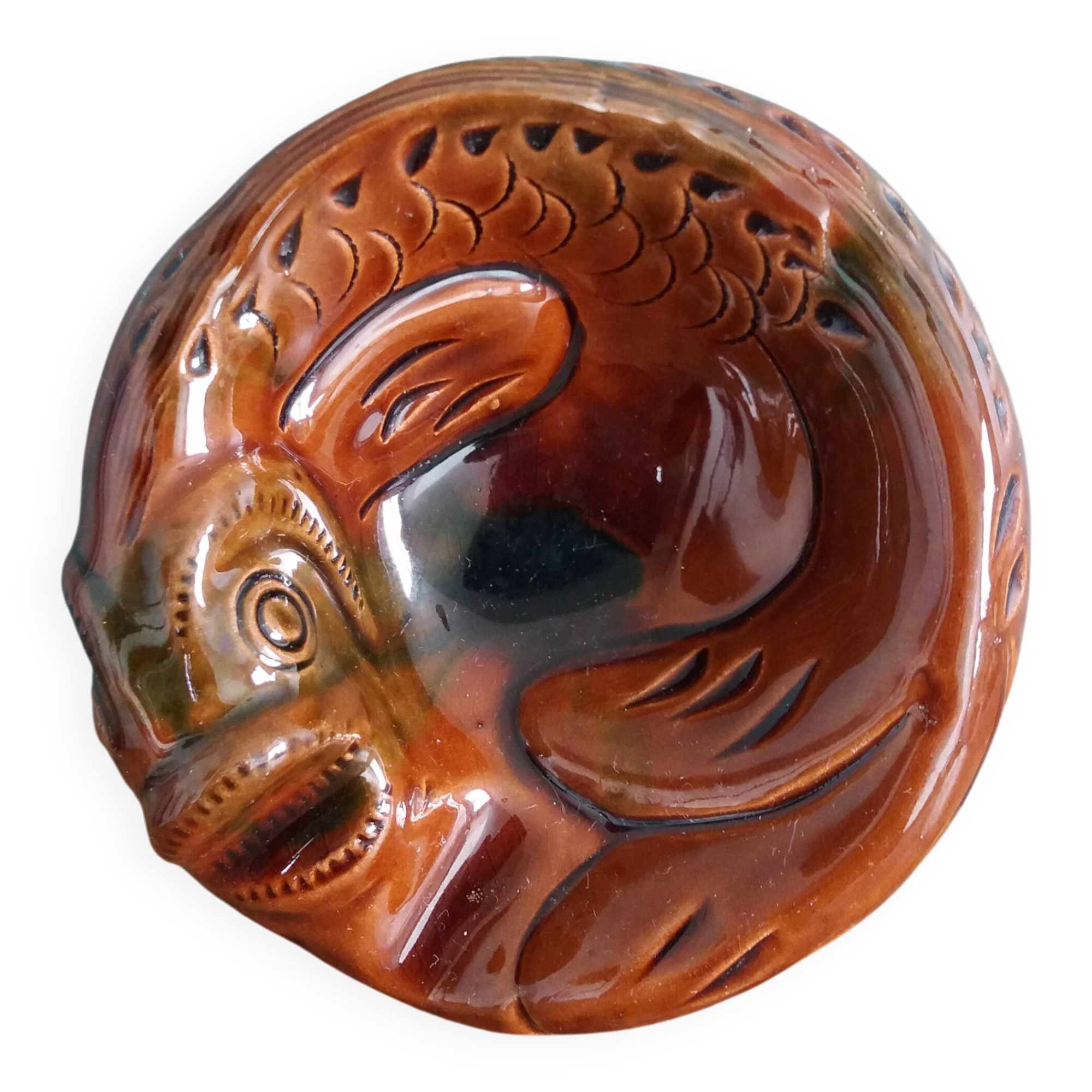 Zoomorphic fish ashtray in glazed terracotta