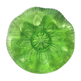 Plat en verre de couleur vert vers les années 1930