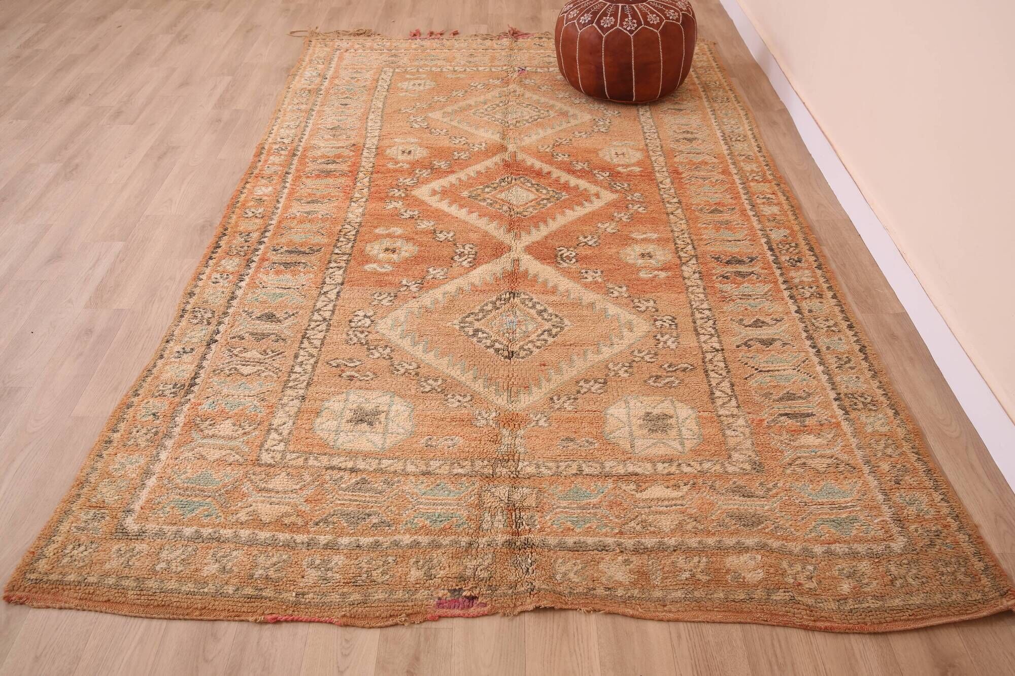 Peach Vintage Moroccan Rug 173 x 277 cm, Berber Wool Rug, Handmade Rug Boho