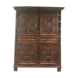 Cabinet with four oak shutters, Louis XIV period (Buffet)