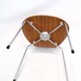 Set Of Four series Seven Chairs