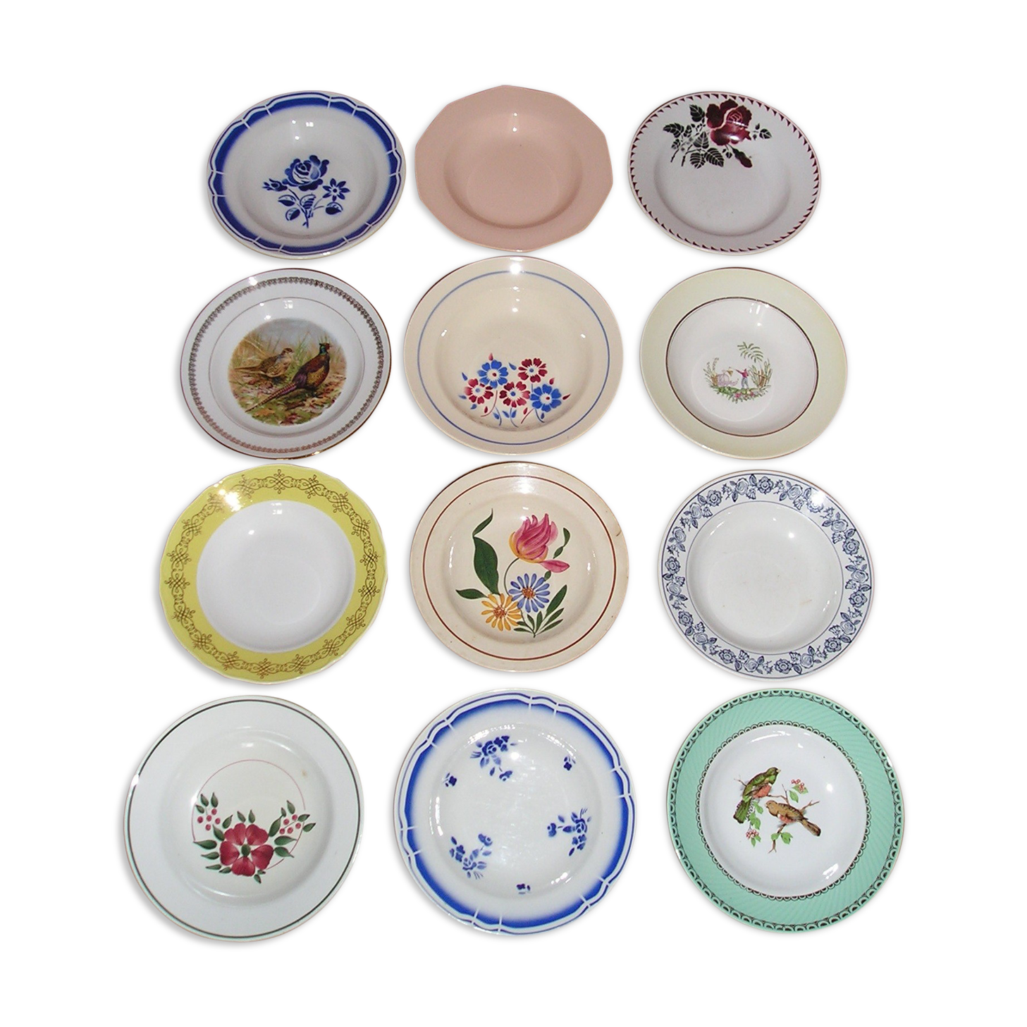 Set of 12 different hollow plates