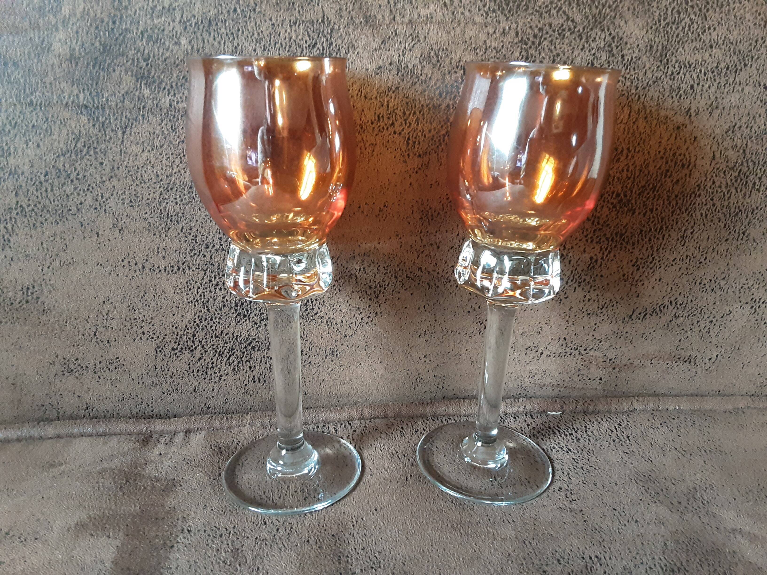 Set of 2 original stemmed glasses