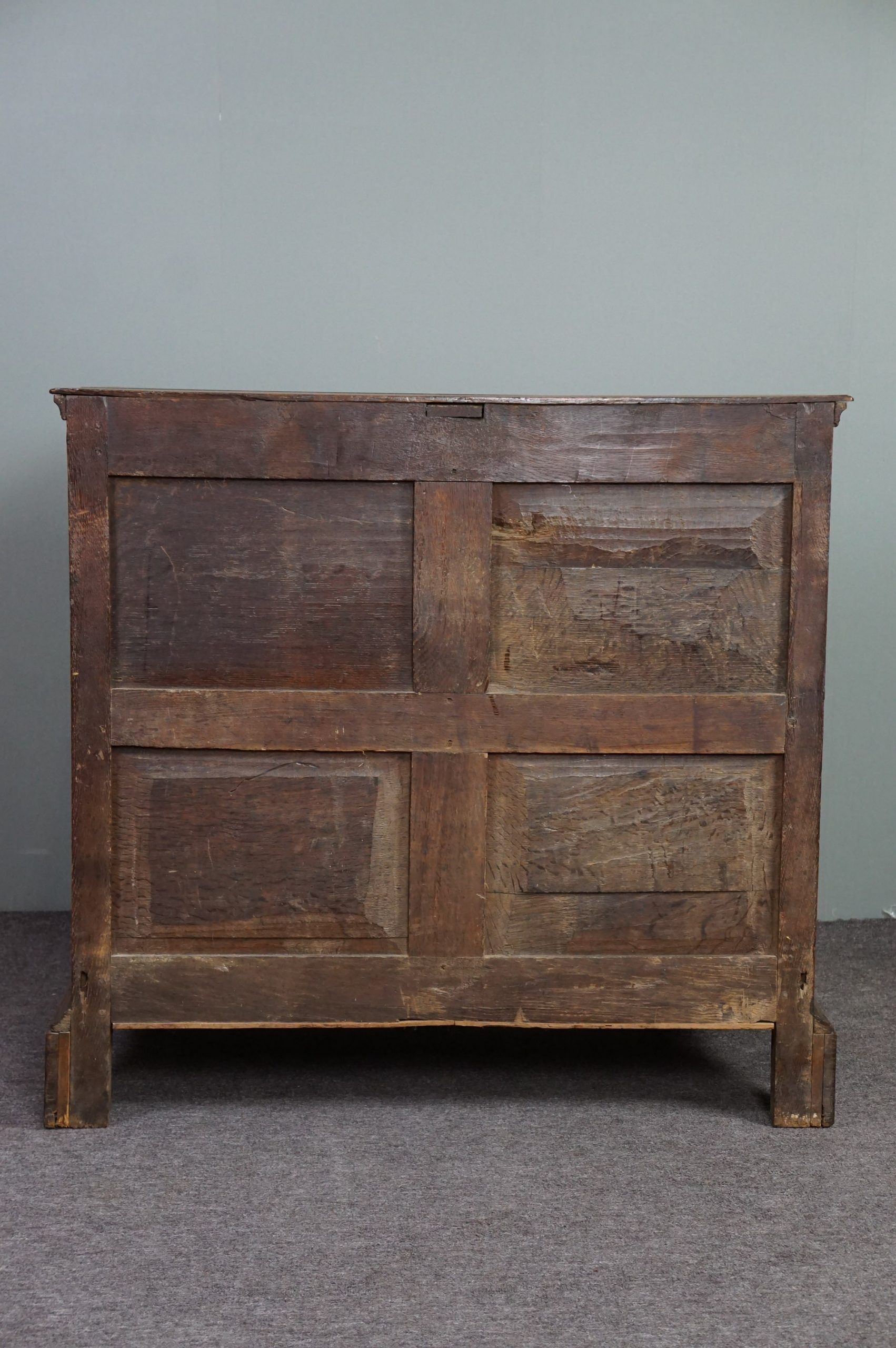English oak chest of drawers late eighteenth century