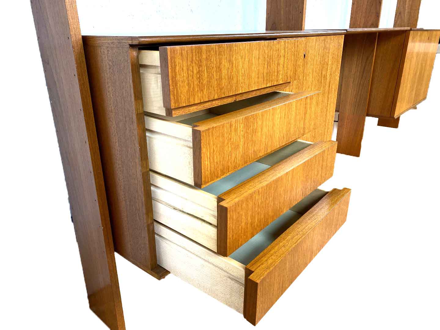 Vintage wall system by peter petrides - interna wandmöbel