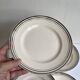 Assiette liseré platine vintage