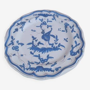 18th century earthenware plate.