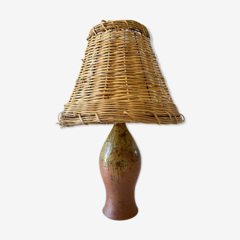 Artisanal lamp in vintage enamelled stoneware and rattan