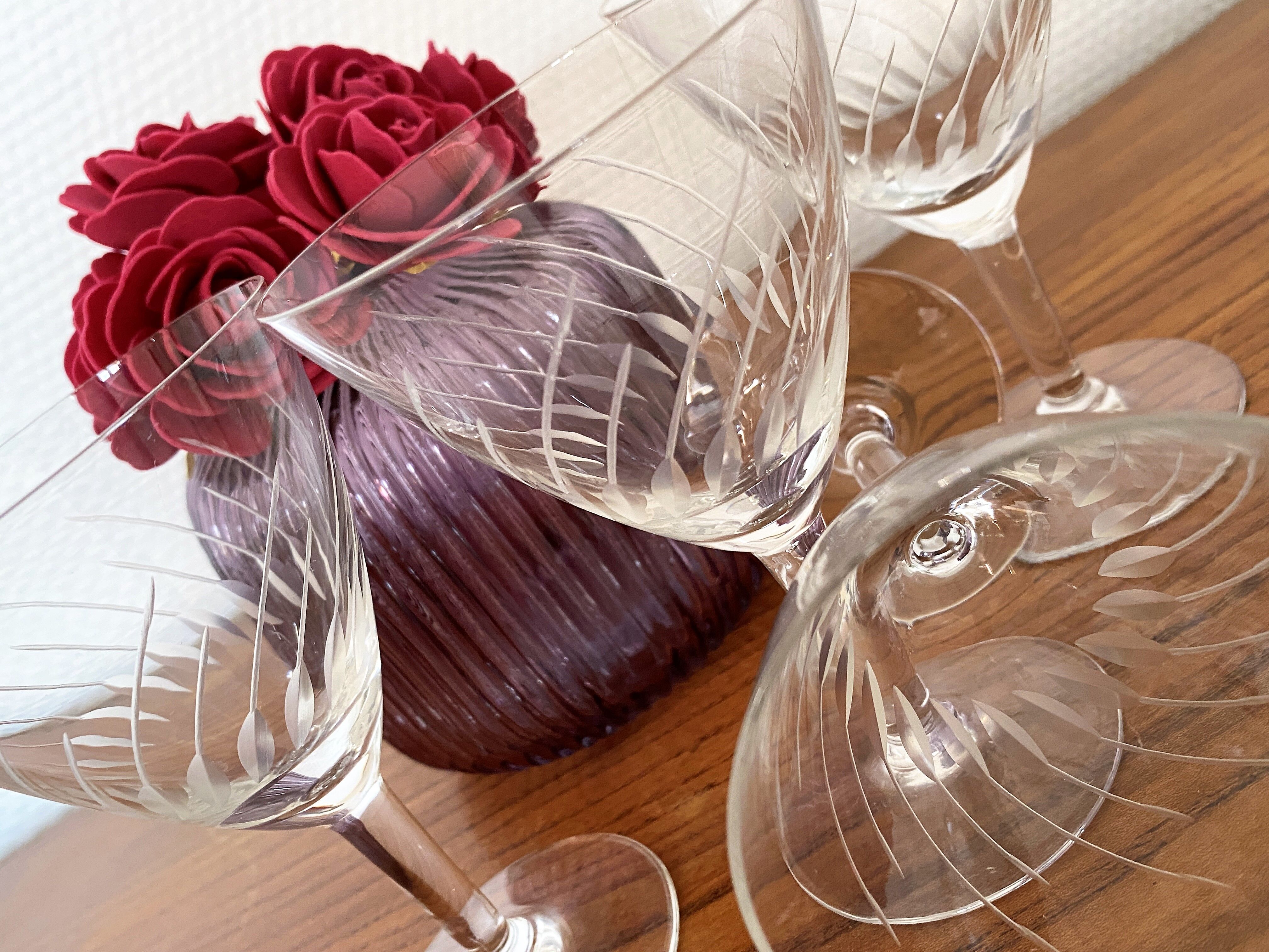 4 wine glasses in engraved glass 9 cl