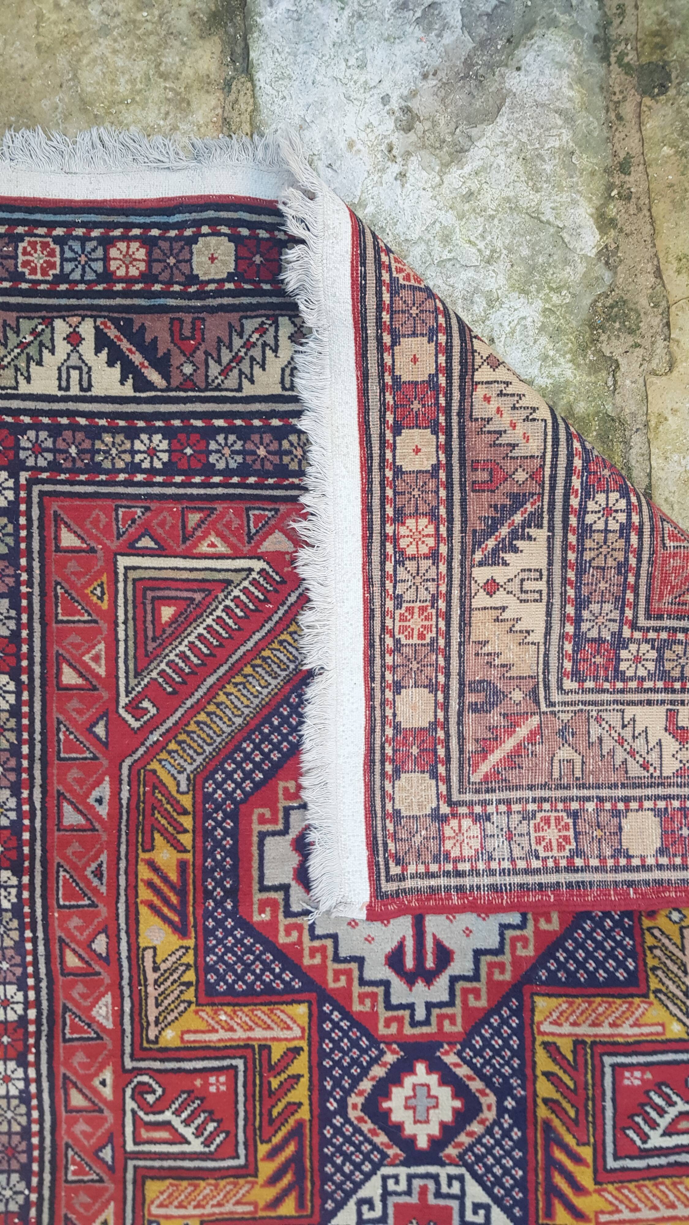 Handmade Persian rug 100% wool on cotton 118x207cm