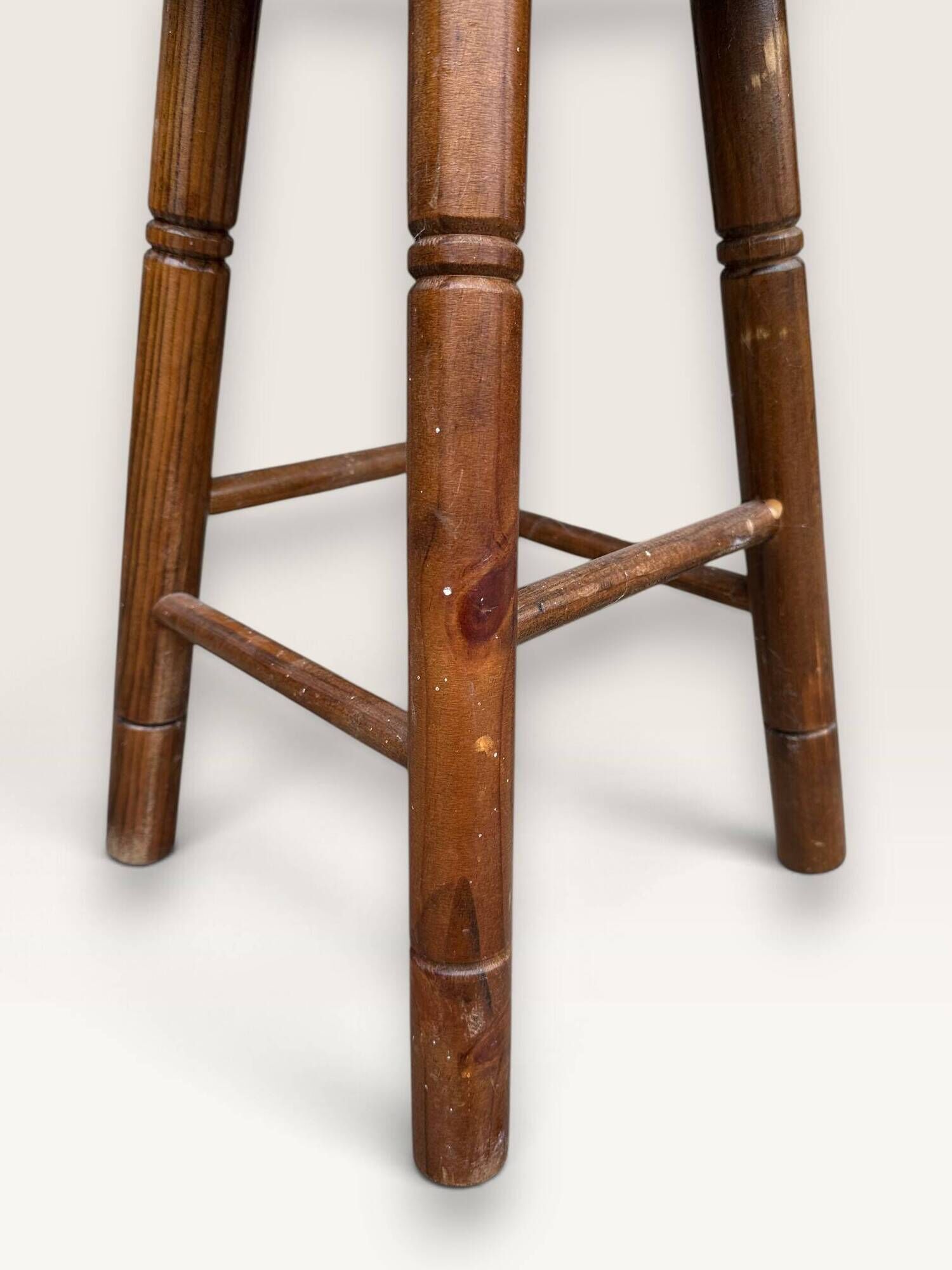 Solid stained pine stool