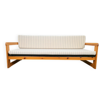 Scandinavian Modern Pine Daybed, 1970s
