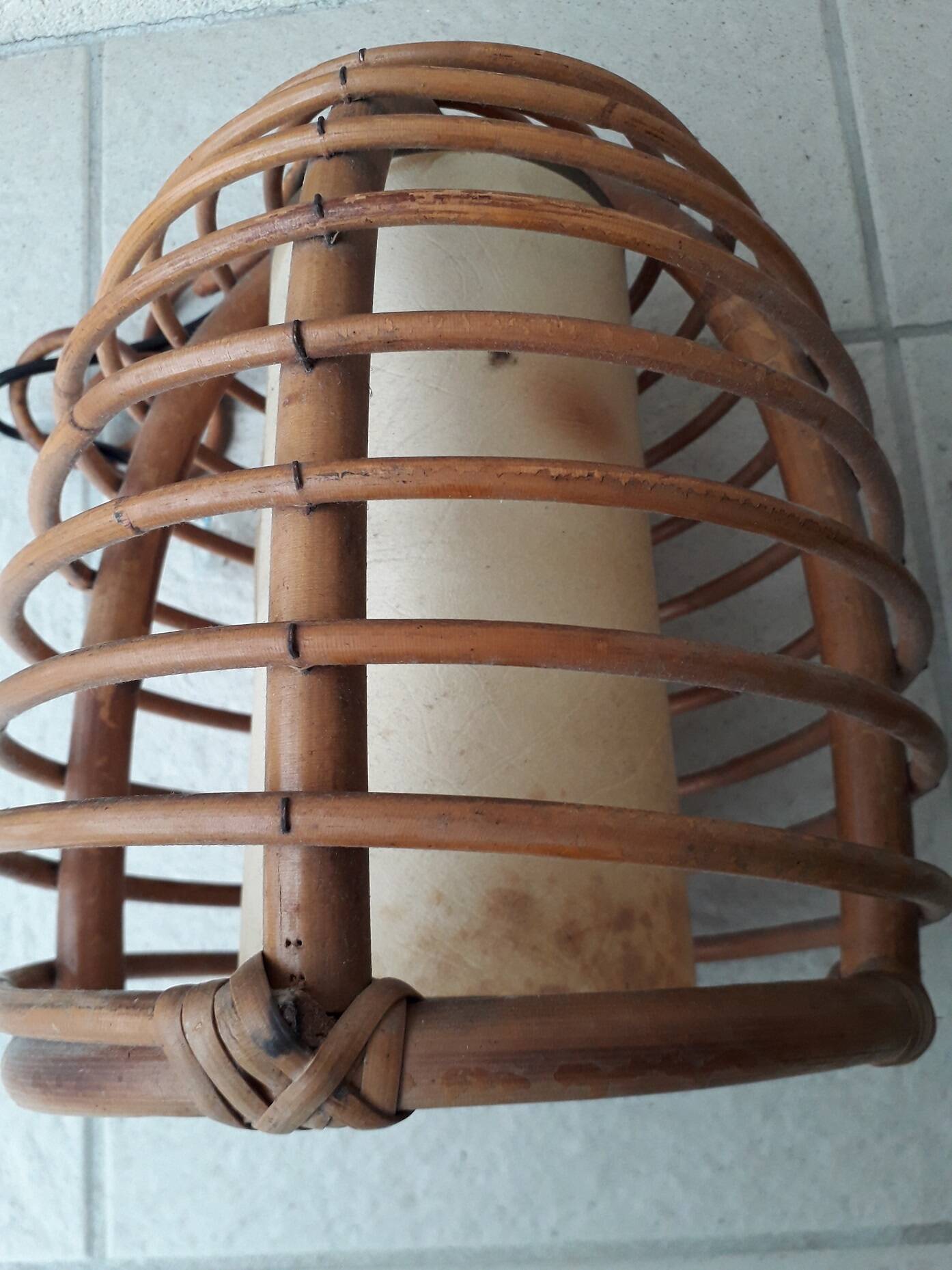 Rattan suspension