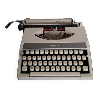 Machine à écrire Royal , fonctionnelle, ruban neuf