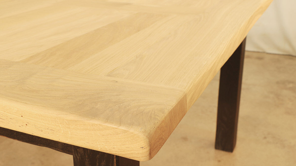 Solid oak farmhouse table metal feet