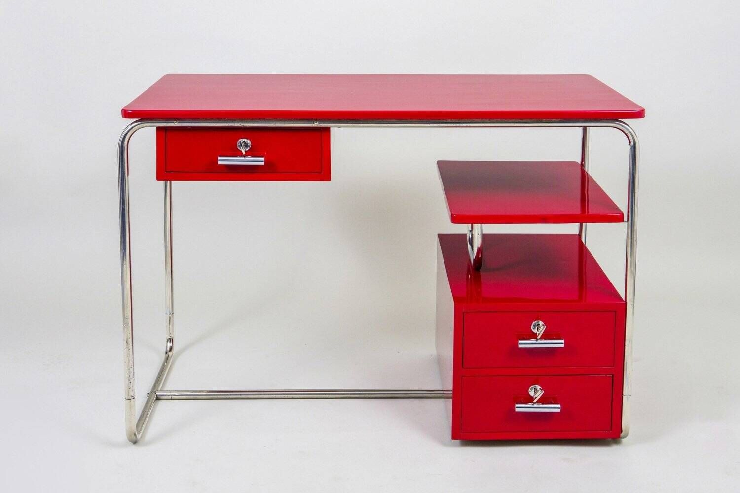 Bauhaus Red Writing Desk in Lacquered Wood, Germany, 1930s