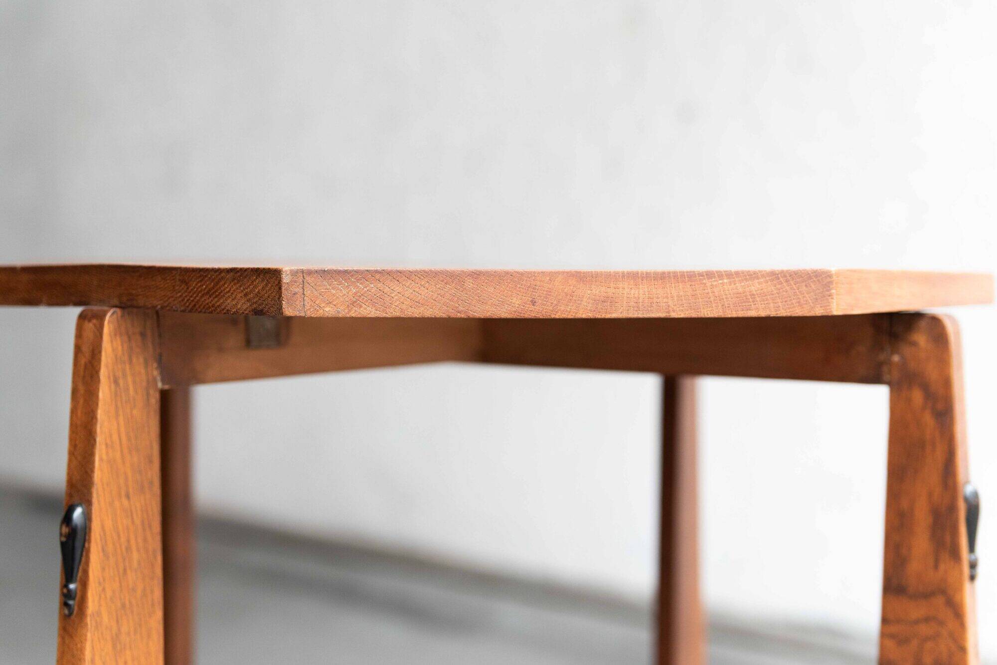 Table d'appoint, Haagse School