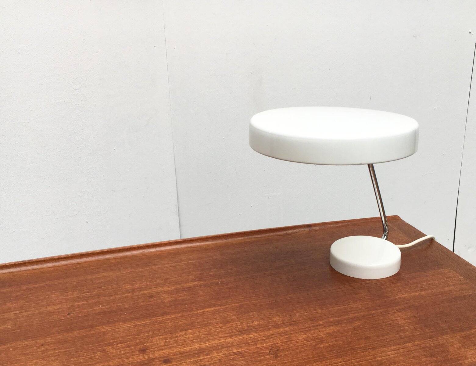 Mid-century minimalist table lamp 6658 by Kaiser Idell / Kaiser Leuchten.