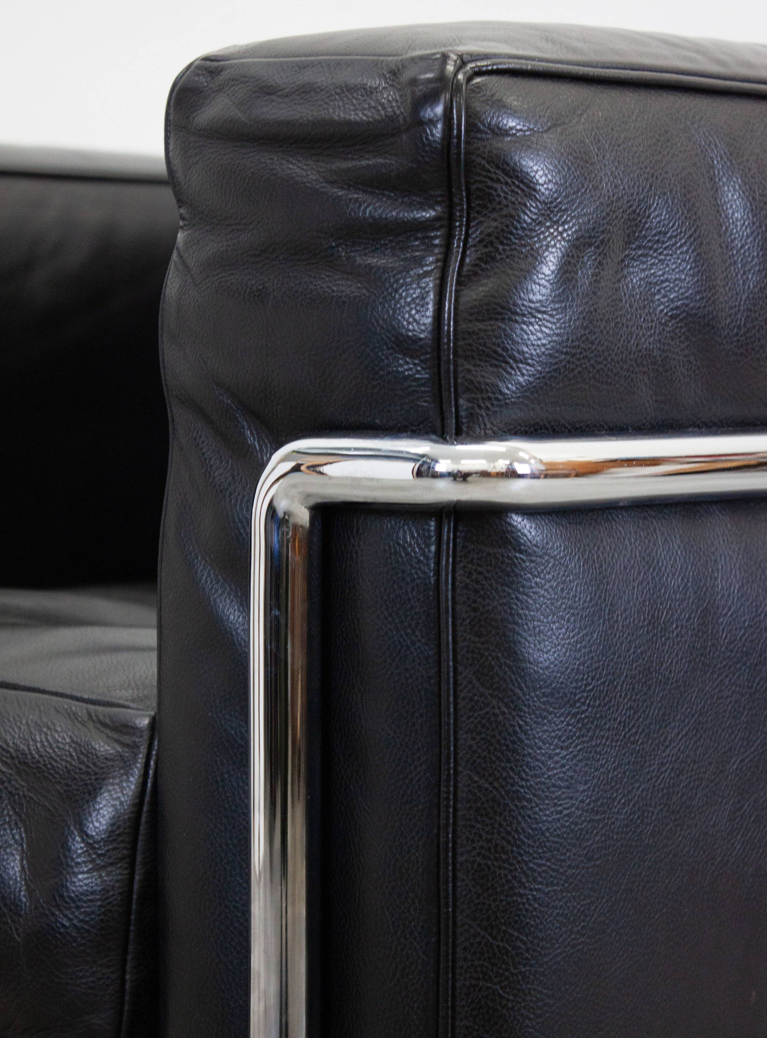 Chaise longue Cassina LC2 par Le Corbusier (Noir)