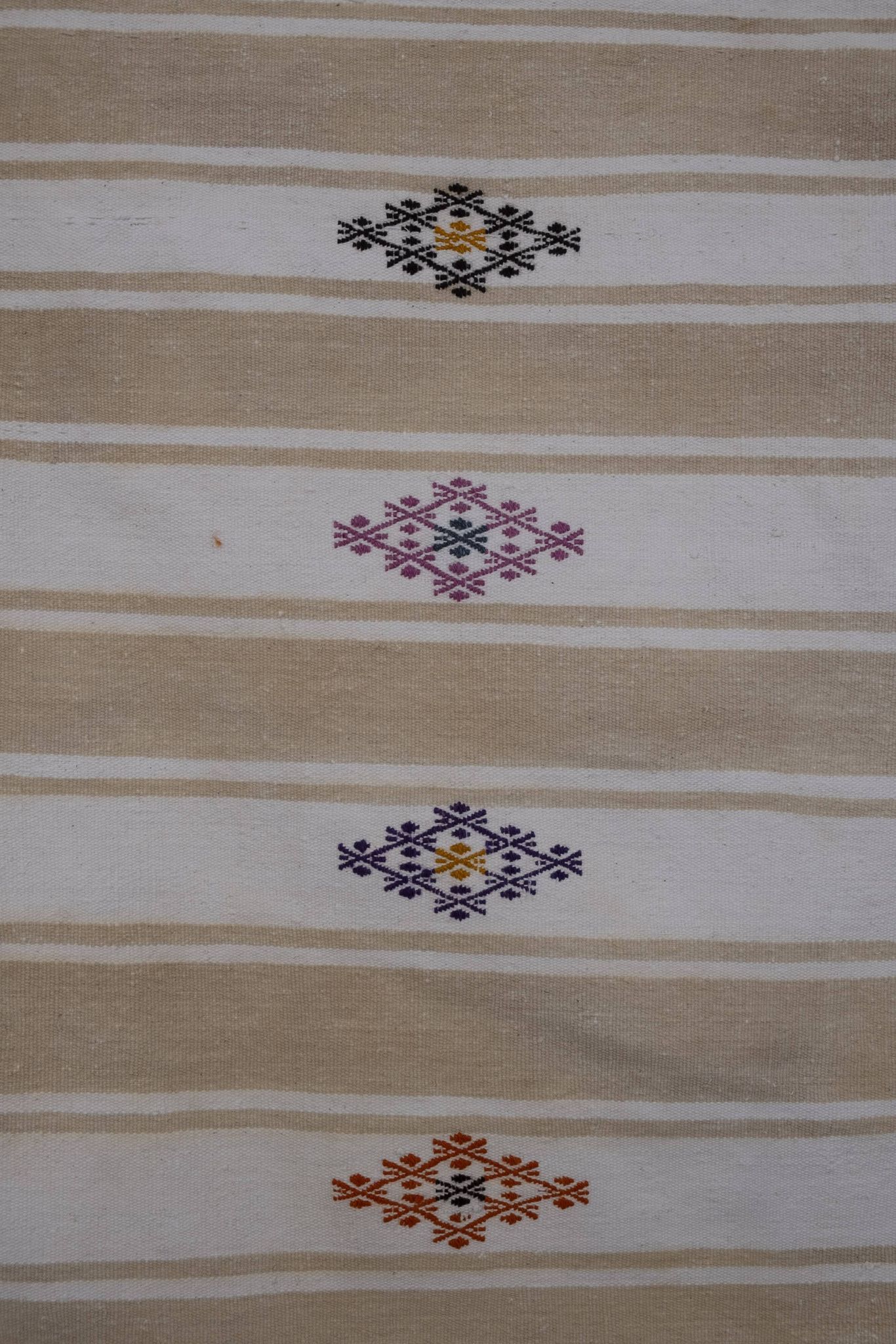 Carpet 203x247 cm