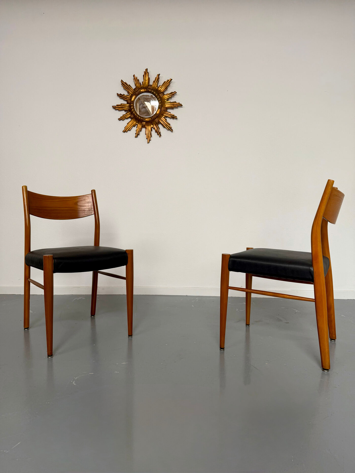Pair of Italian design chairs by Consorzio Sedie Friuli, 1960s.